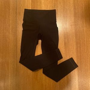Black lululemon leggings